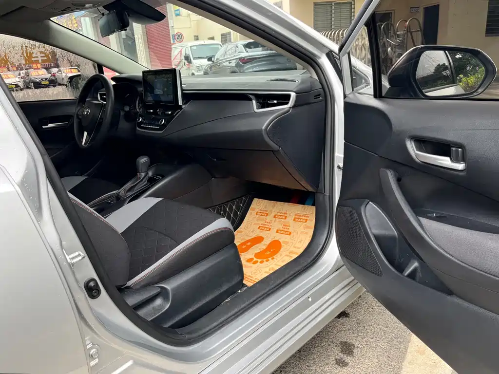Toyota Corolla — миниатюра 18