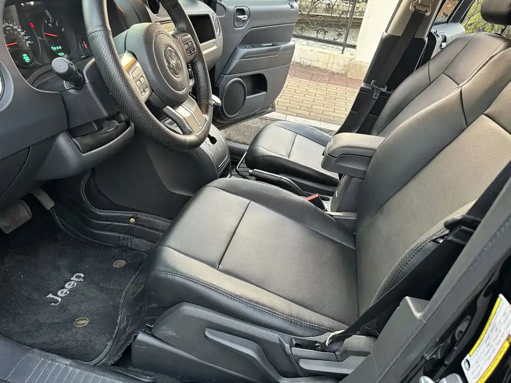 Jeep Patriot — миниатюра 16