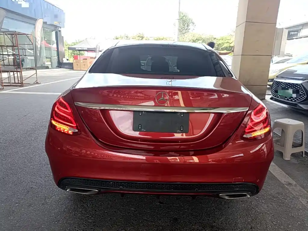 Mercedes-Benz C-Class — миниатюра 6