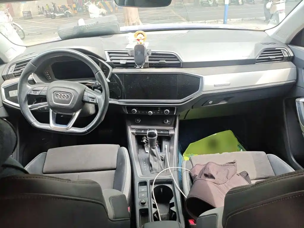 Audi Q3 — миниатюра 10