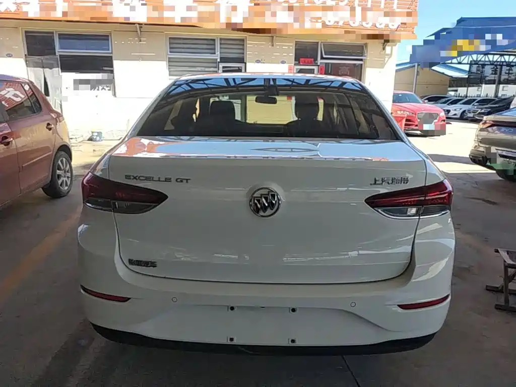 Buick Excelle — миниатюра 6