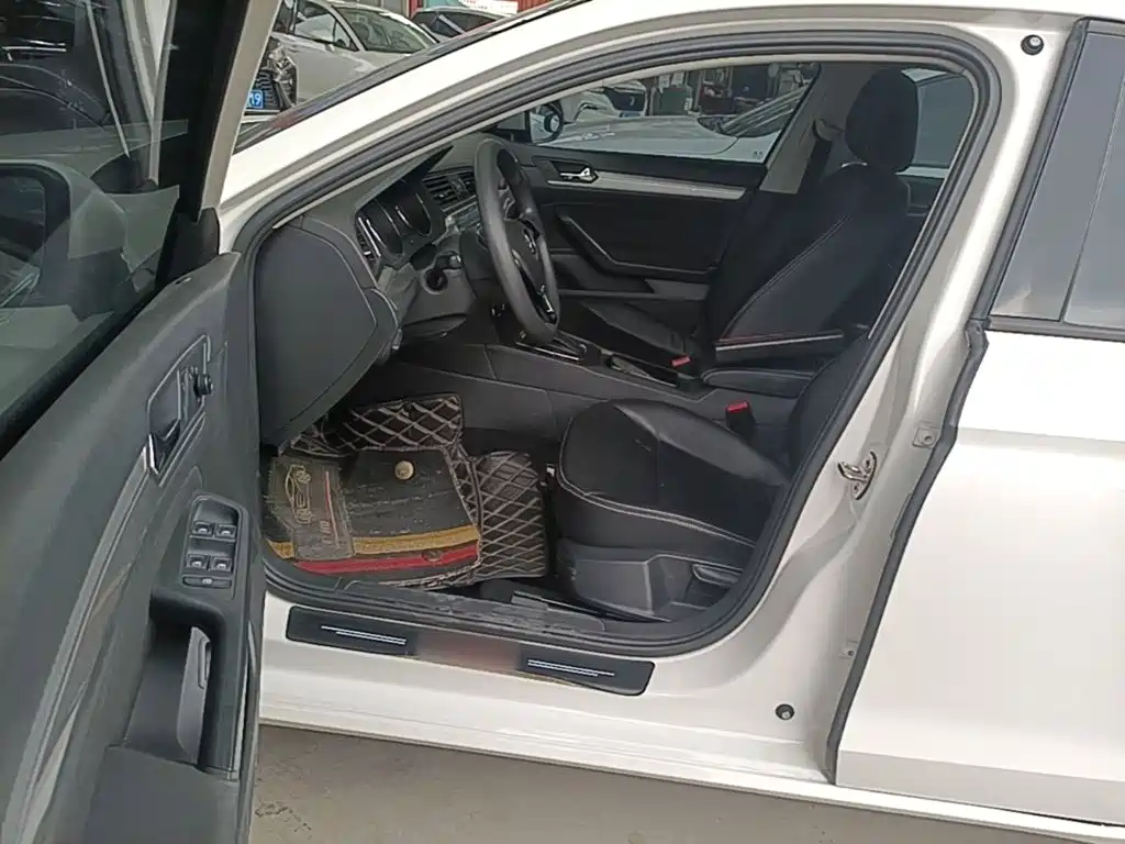 Volkswagen Lamando — миниатюра 16