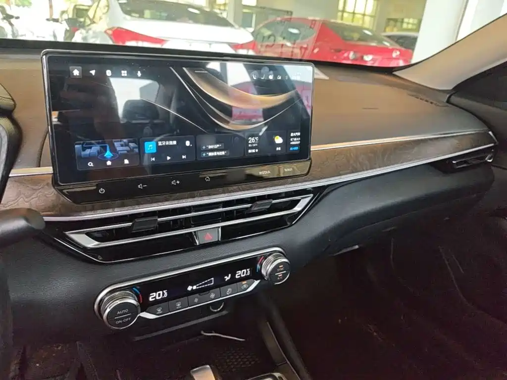Nissan Teana — миниатюра 10