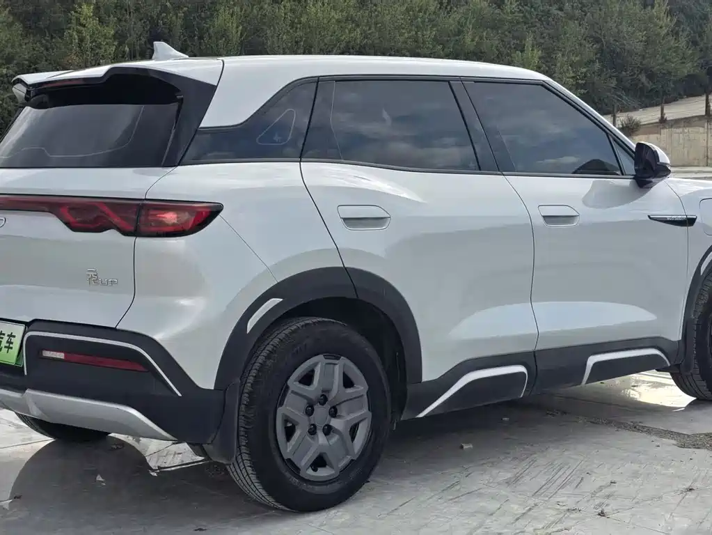 BYD Yuan UP — миниатюра 8
