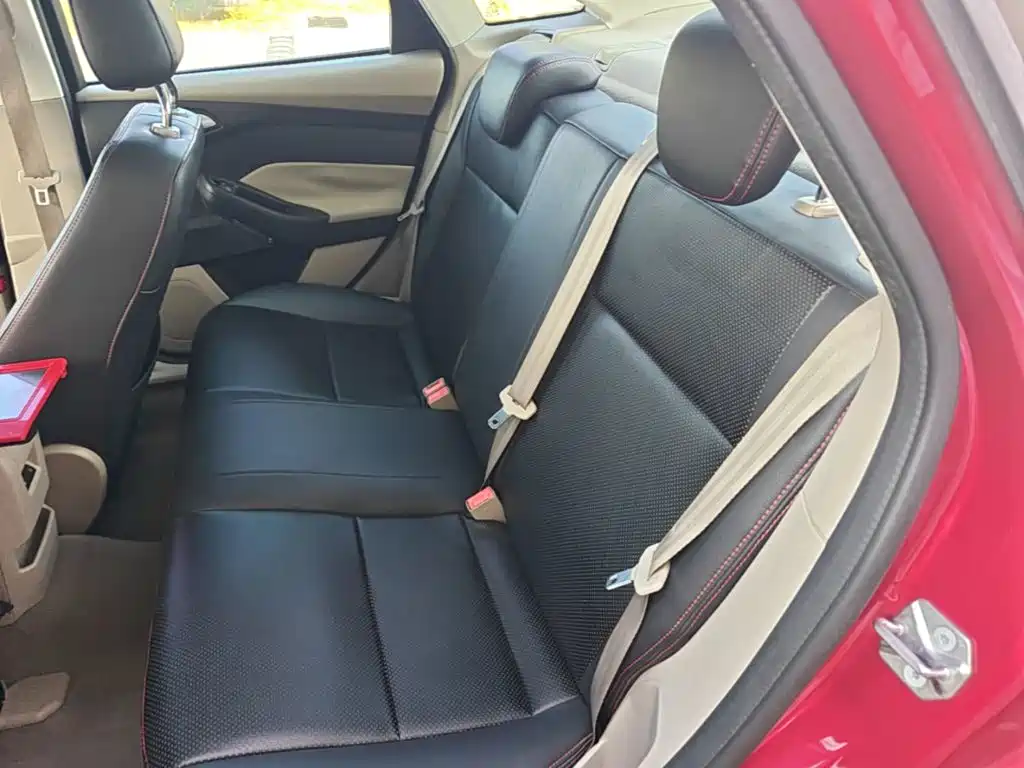 Ford Focus — миниатюра 17