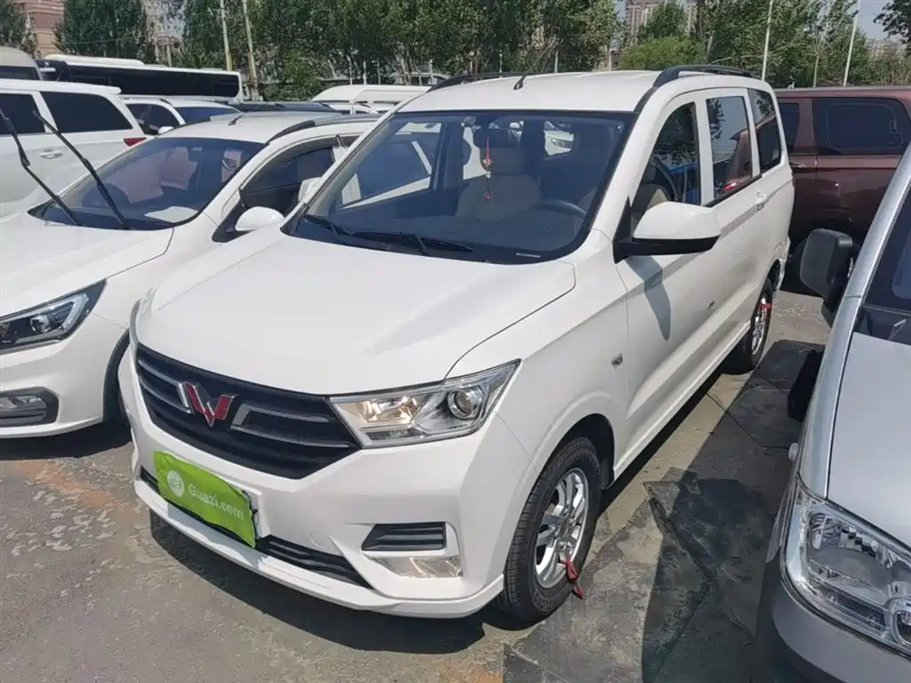 Wuling Hongguang 2022