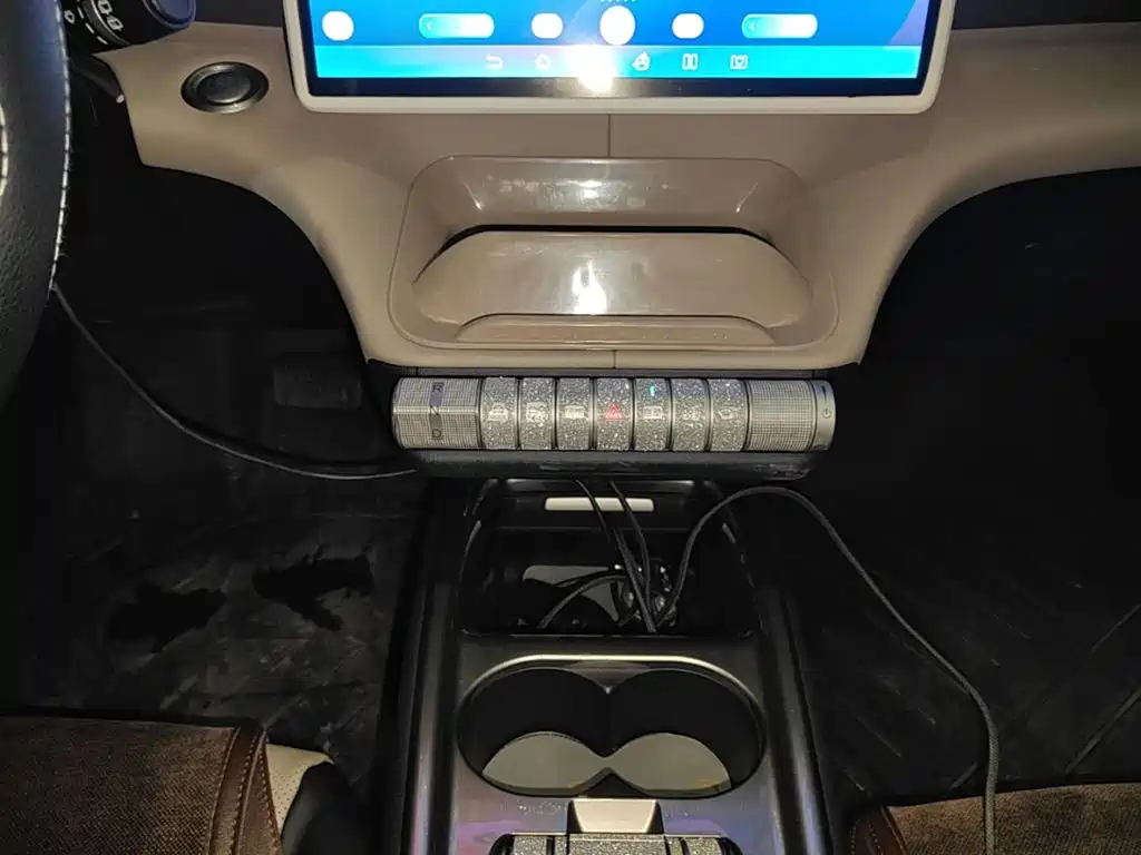 BYD Dolphin — миниатюра 14