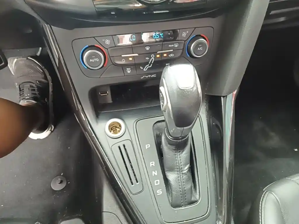 Ford Focus — миниатюра 14