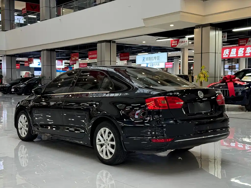 Volkswagen Sagitar — миниатюра 7