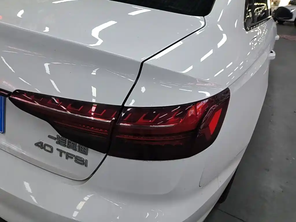Audi A4L — миниатюра 8