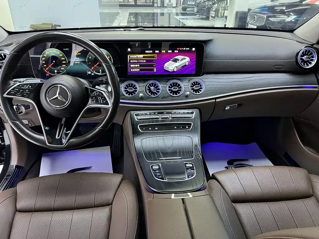 MERCEDES-BENZ E CLASS