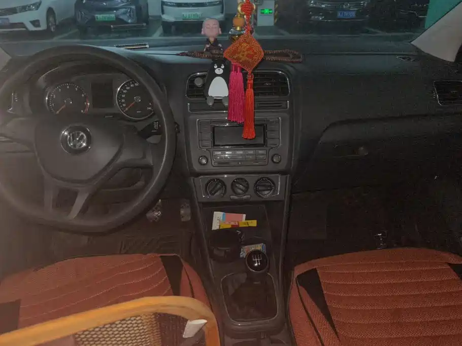Volkswagen Polo — миниатюра 12
