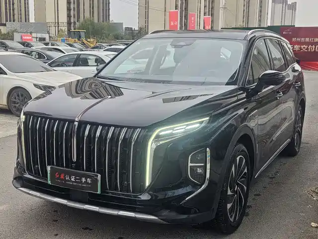 Hongqi HS7