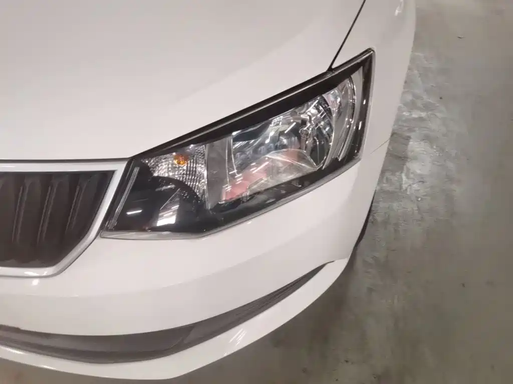 Skoda Fabia — миниатюра 24