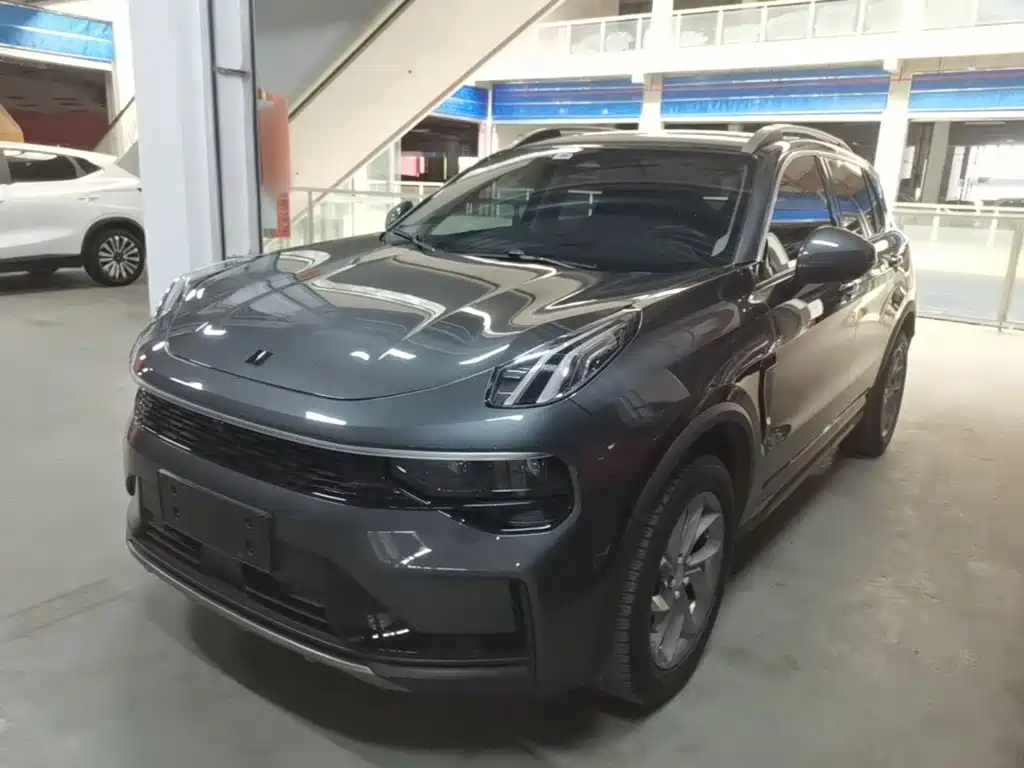 Lynk & Co 01 — миниатюра 2