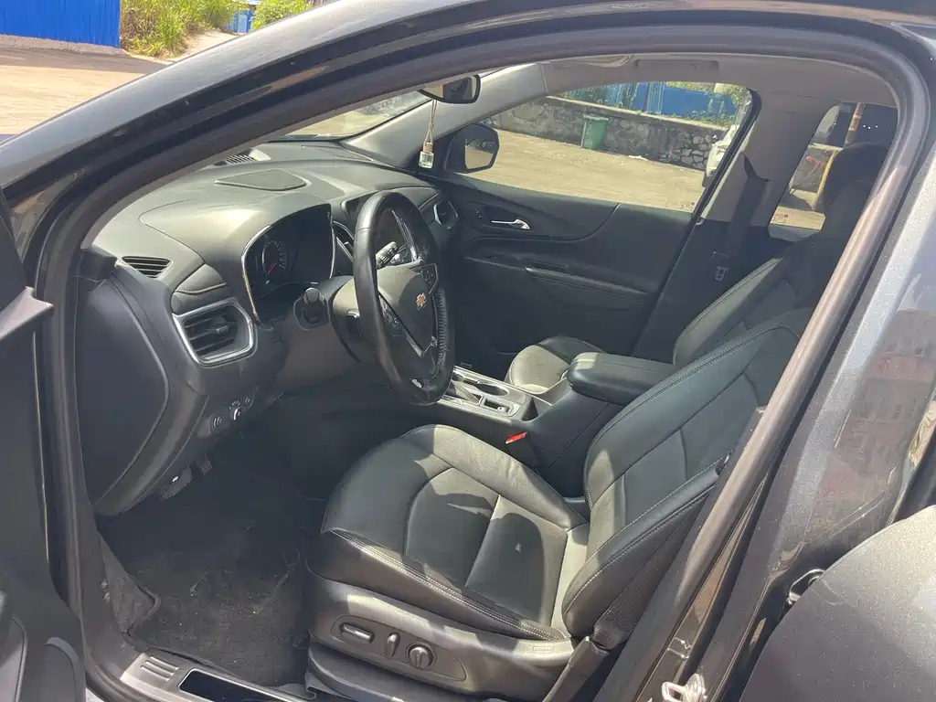 Chevrolet Equinox — миниатюра 8