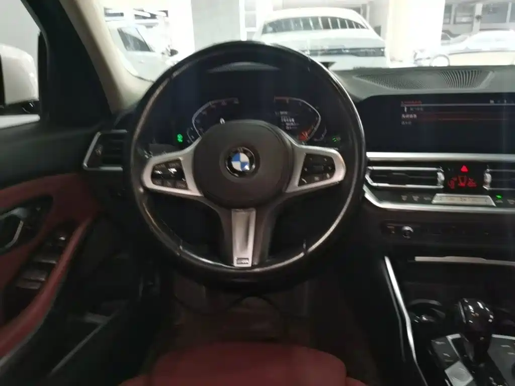 BMW 3 Series — миниатюра 11