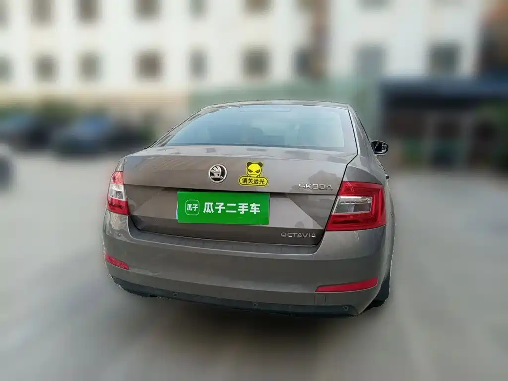 Skoda Octavia — миниатюра 3