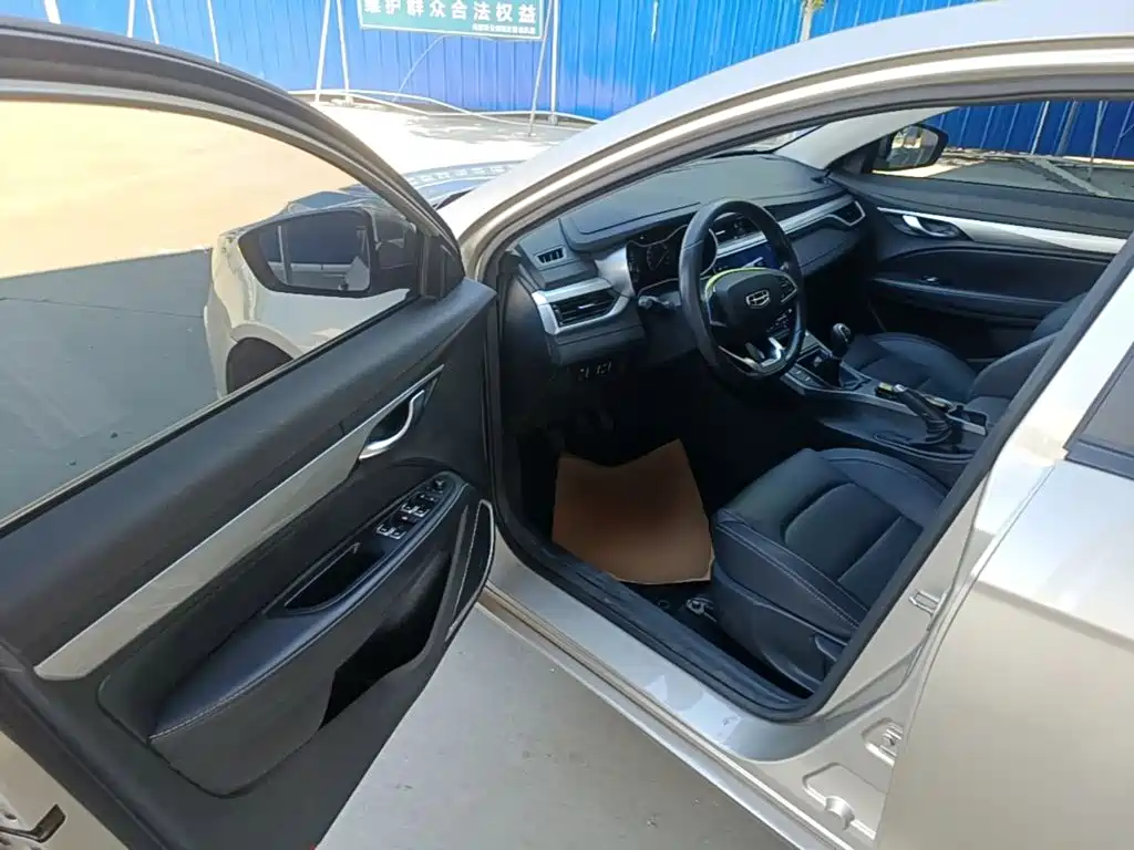 Geely Emgrand — миниатюра 16