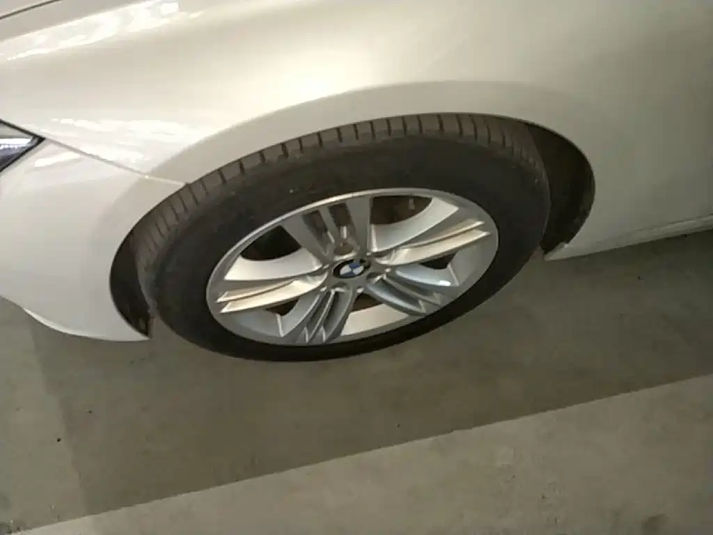 BMW 3 Series — миниатюра 23