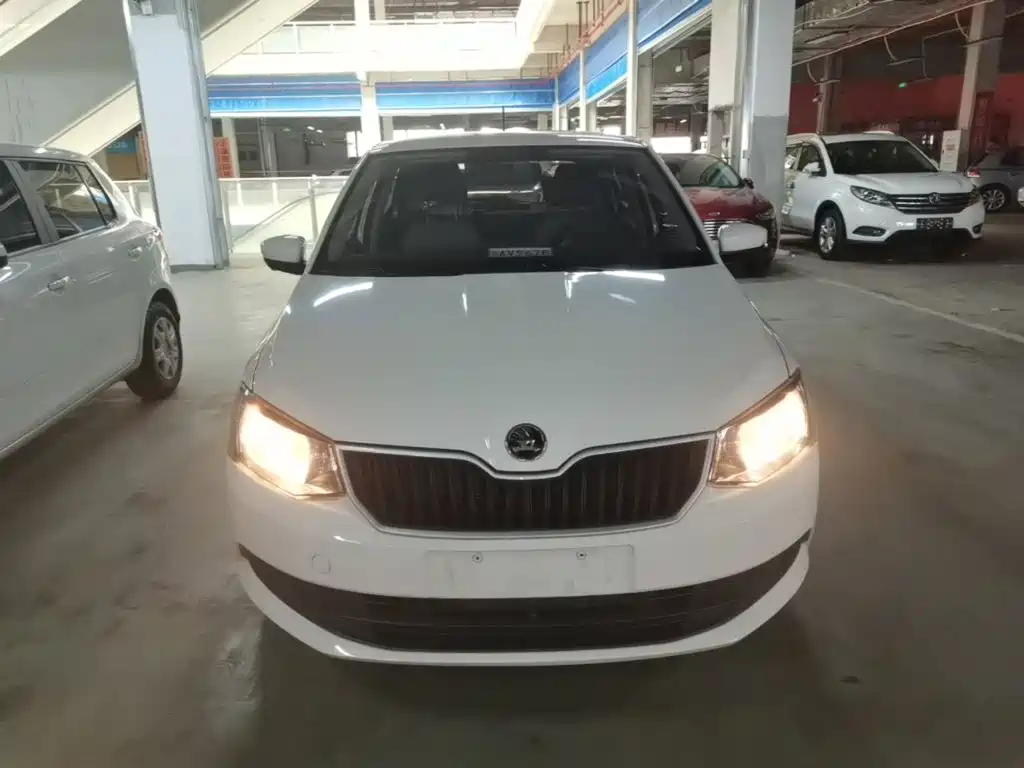 Skoda Fabia — миниатюра 3