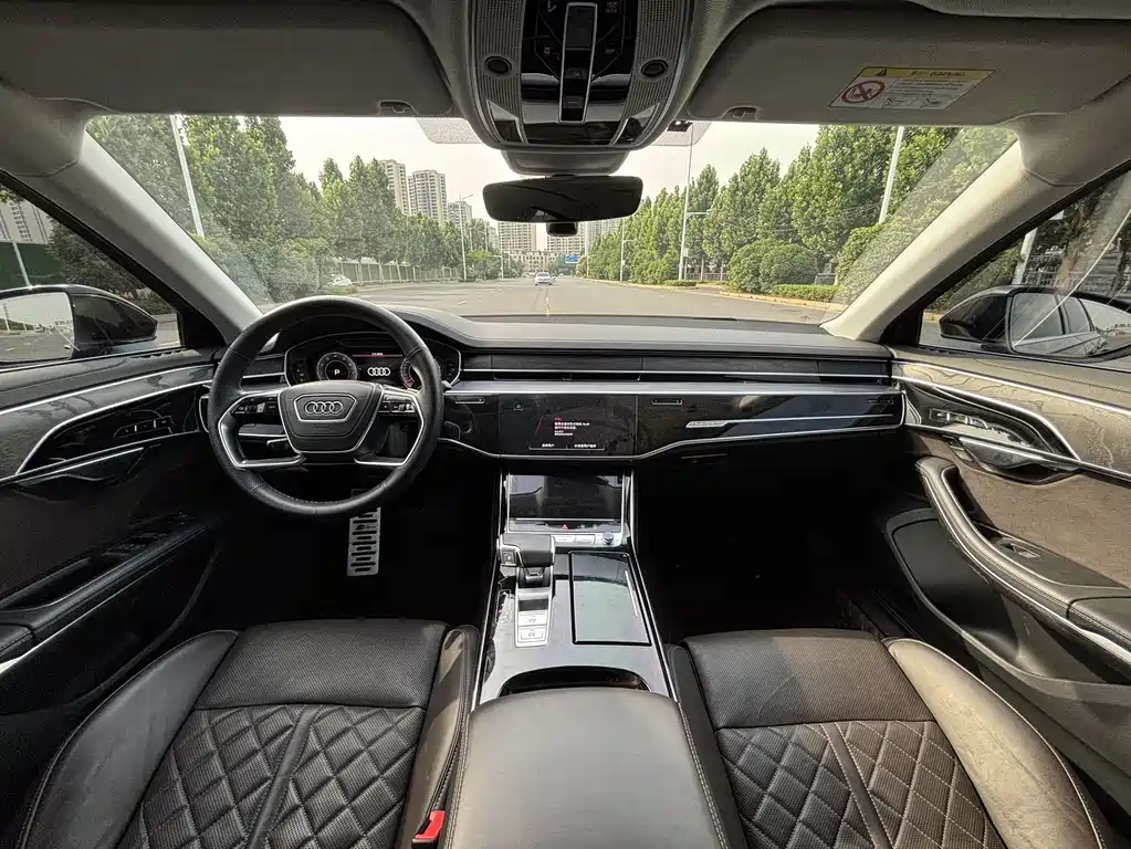 Audi A8 2024 A8L 50 TFSI quattro