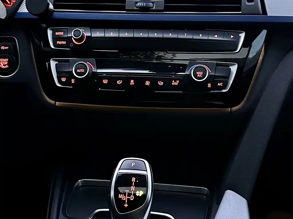 BMW 4 Series — миниатюра 12
