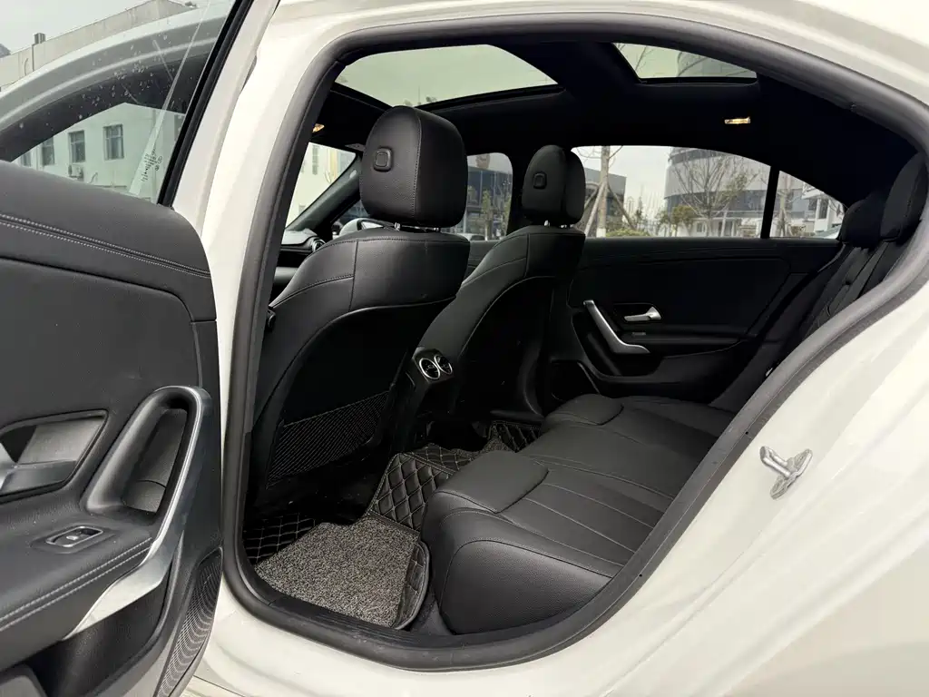 MERCEDES-BENZ A CLASS