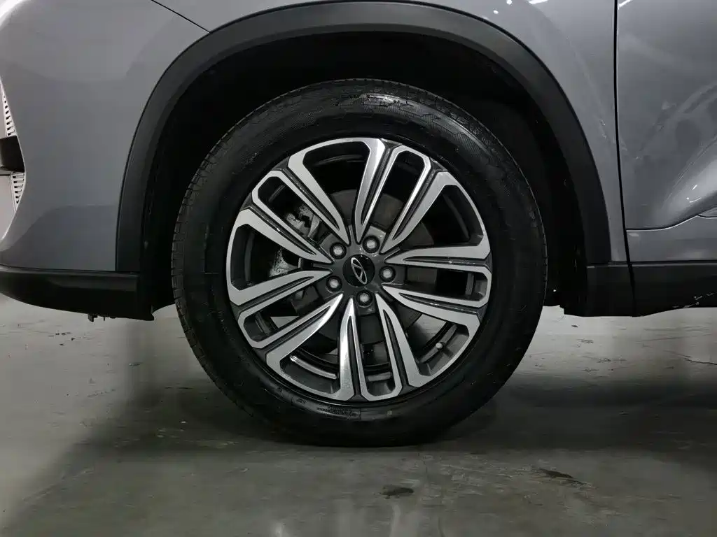 Chery Tiggo 8 PRO — миниатюра 17