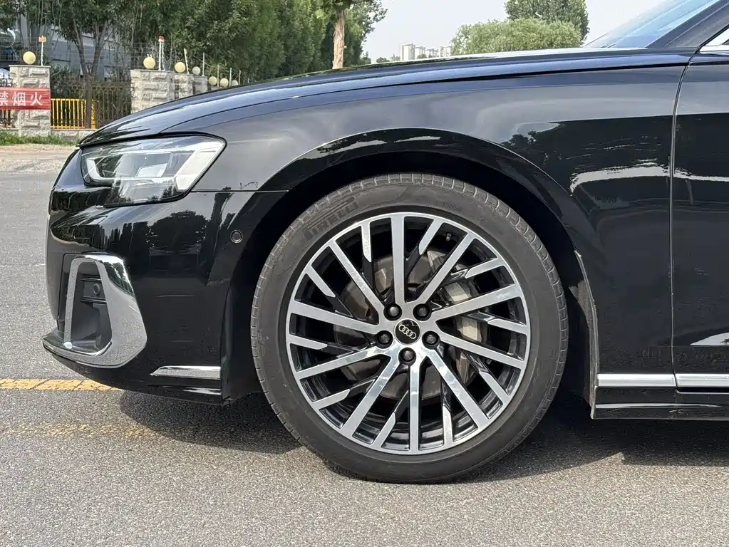 Audi A8 2024 A8L 50 TFSI quattro