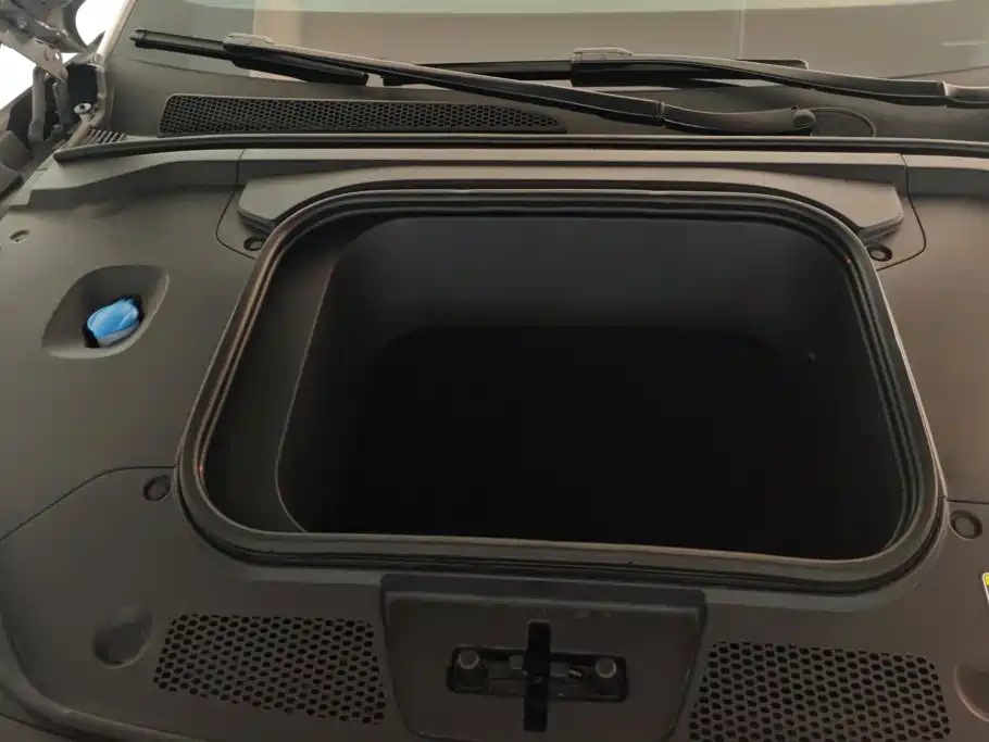 Hongqi Hongqi EH7 — миниатюра 10