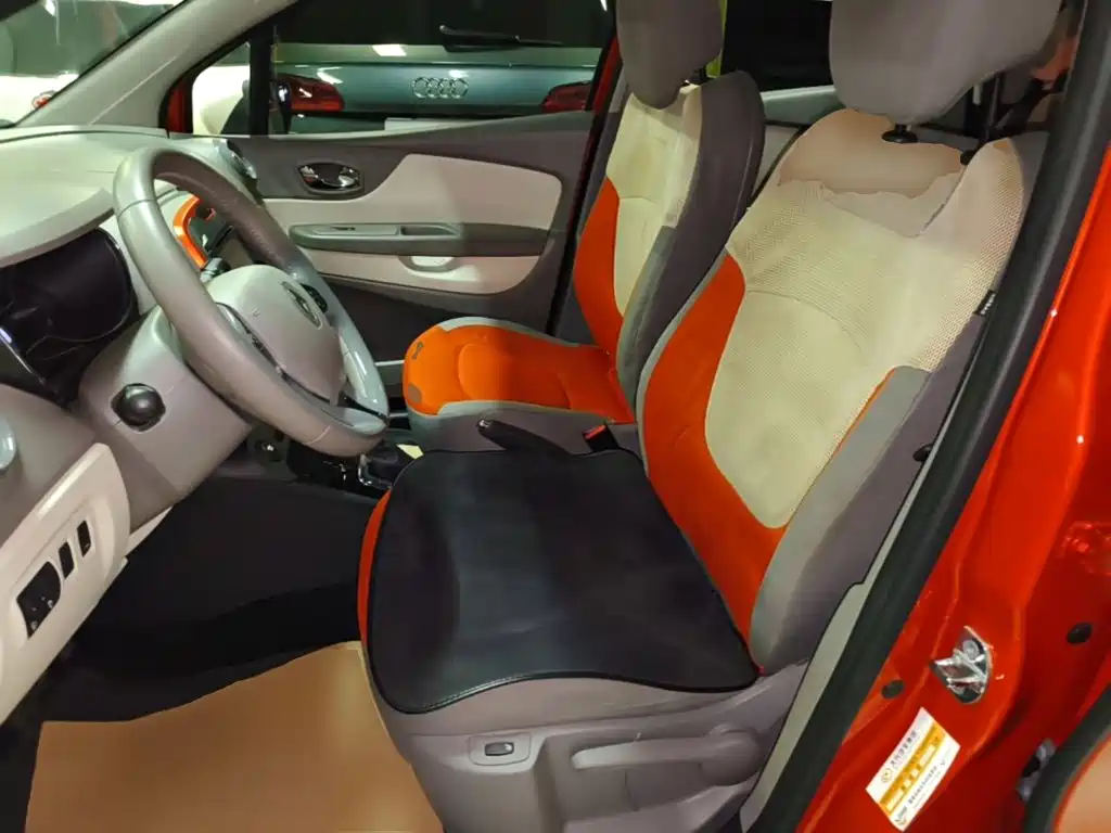 Renault Captur — миниатюра 15