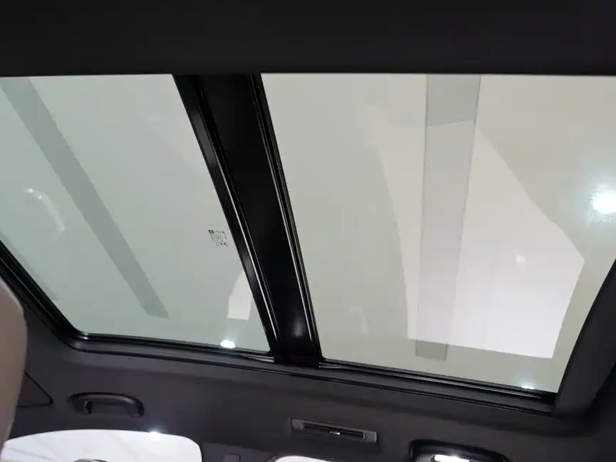 Buick Enclave — миниатюра 11