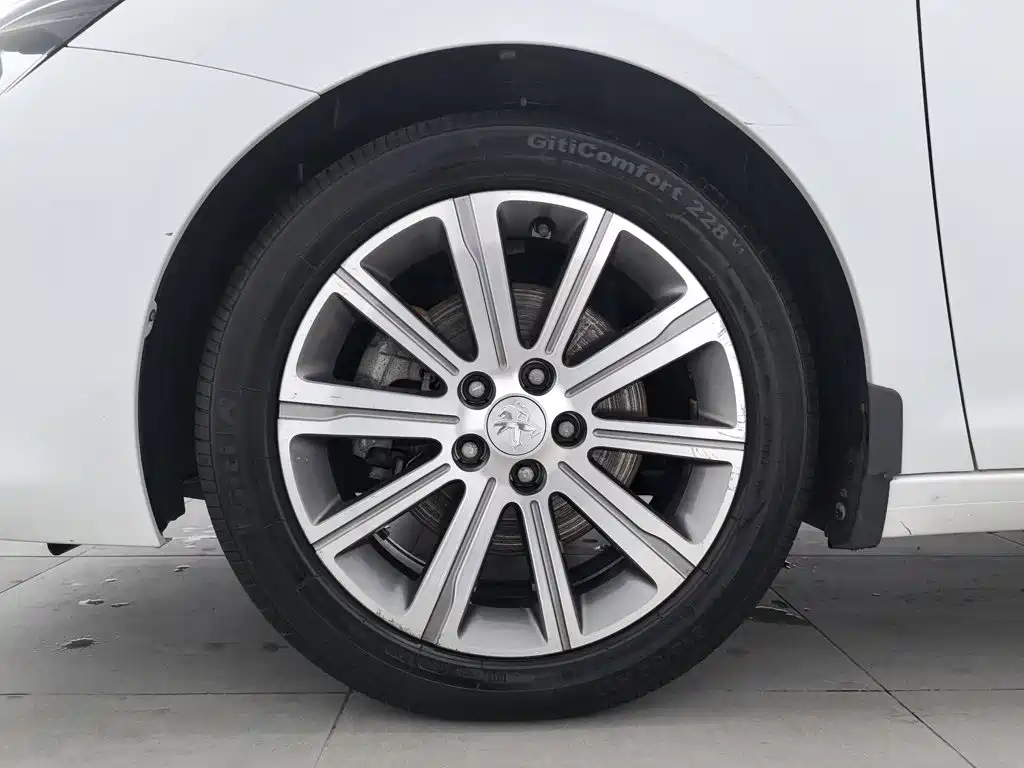 Peugeot 408 — миниатюра 17