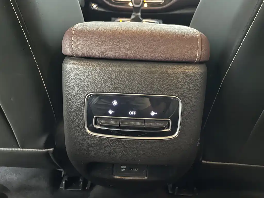 GAC Motor Trumpchi M6 — миниатюра 16