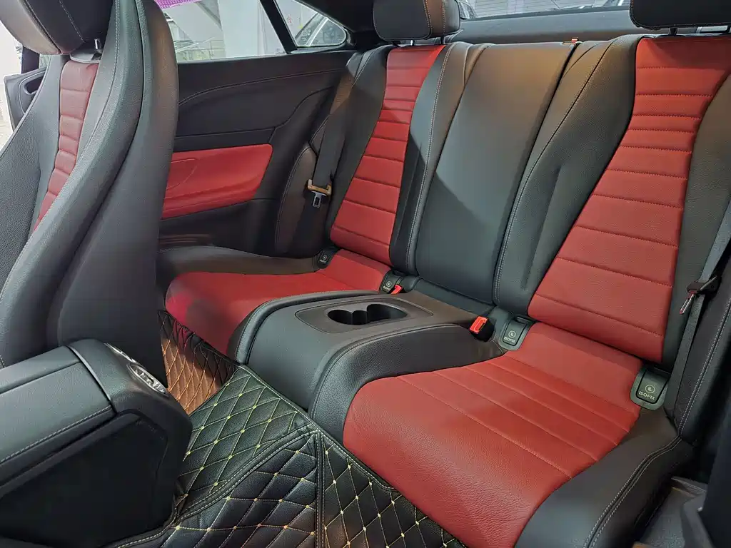 Mercedes-Benz E-Class (Import) — миниатюра 7