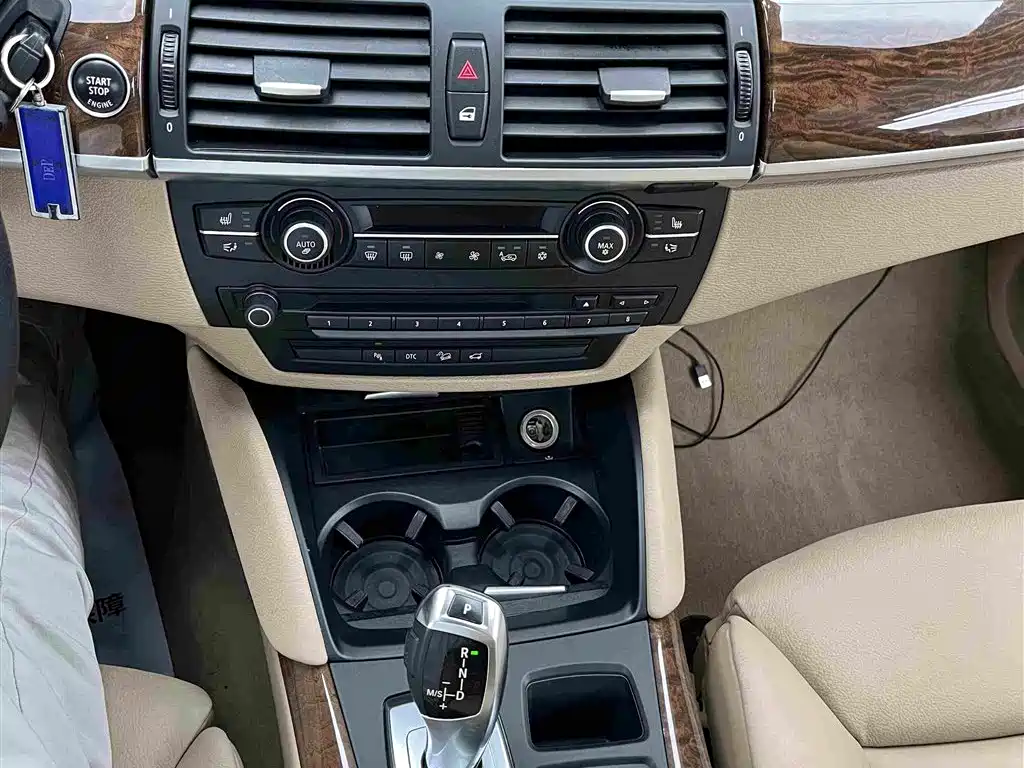 BMW X6 — миниатюра 5