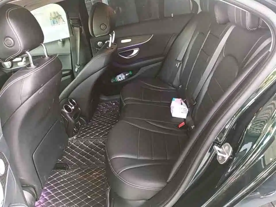 Mercedes-Benz C-Class — миниатюра 4