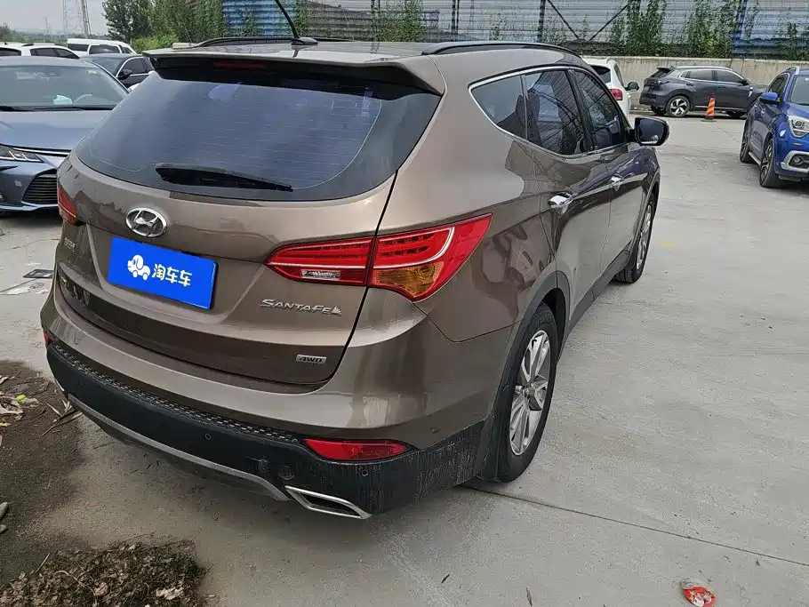 Hyundai Santa Fe — миниатюра 3