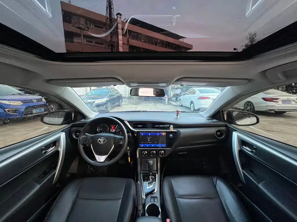 Toyota Corolla — миниатюра 5