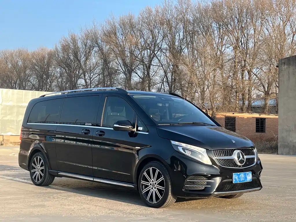 MERCEDES-BENZ V CLASS