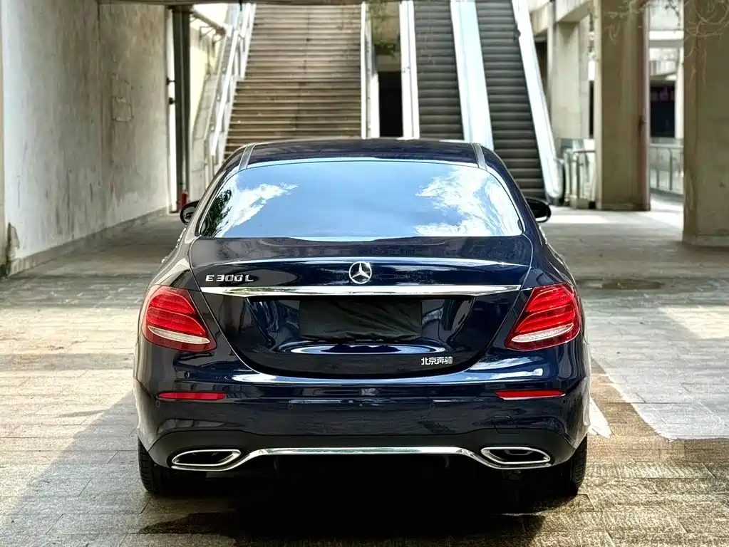 Mercedes-Benz E-Class E 2017 E 300 L Sport Fashion