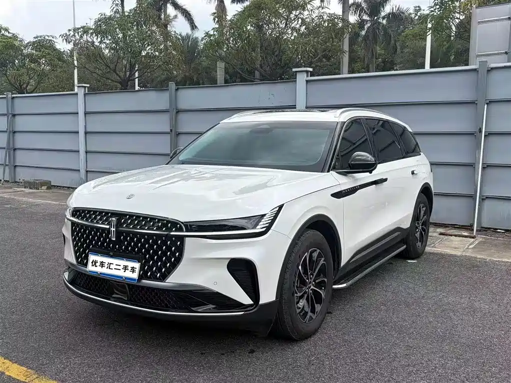 Lincoln Nautilus 2025
