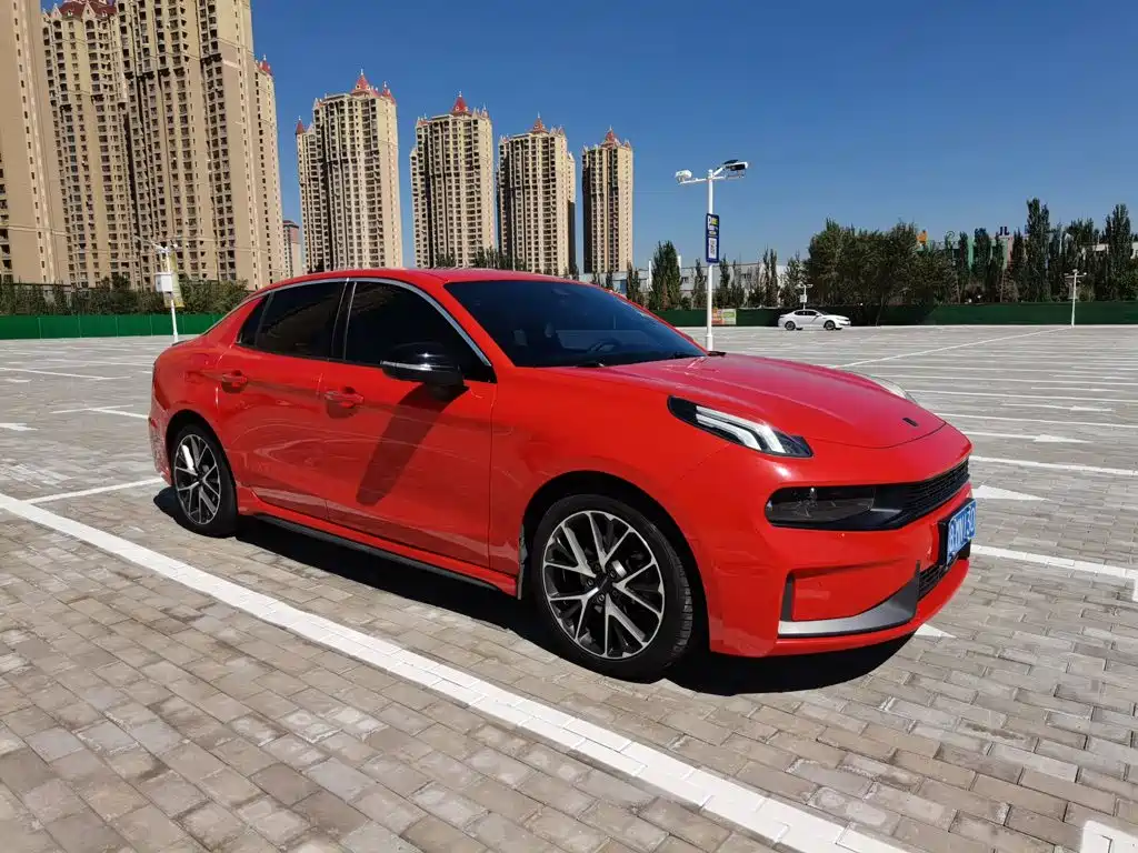 Lynk & Co 03 — миниатюра 5