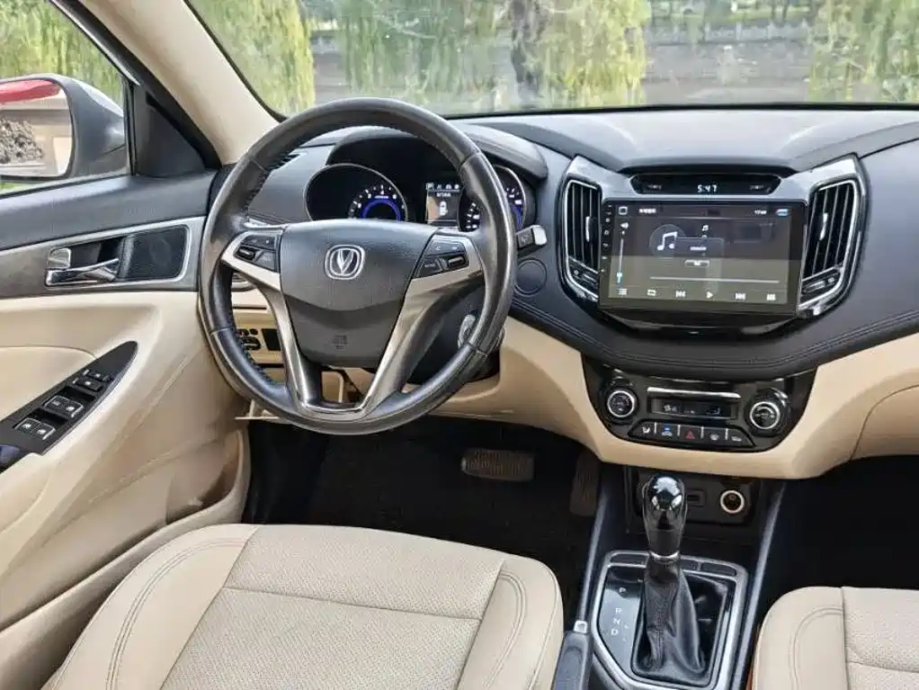 Changan Eado — миниатюра 4