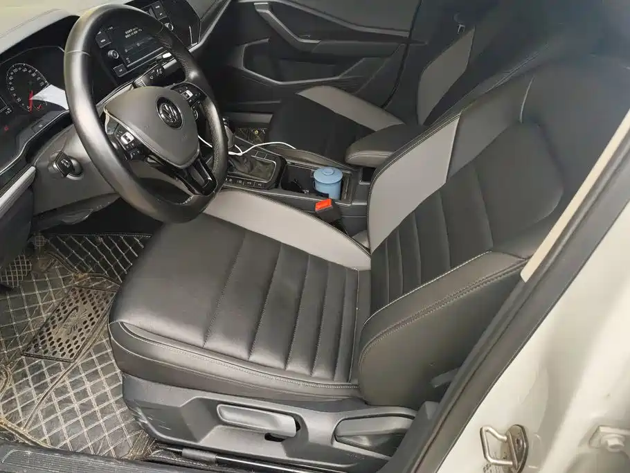 Volkswagen Sagitar — миниатюра 9
