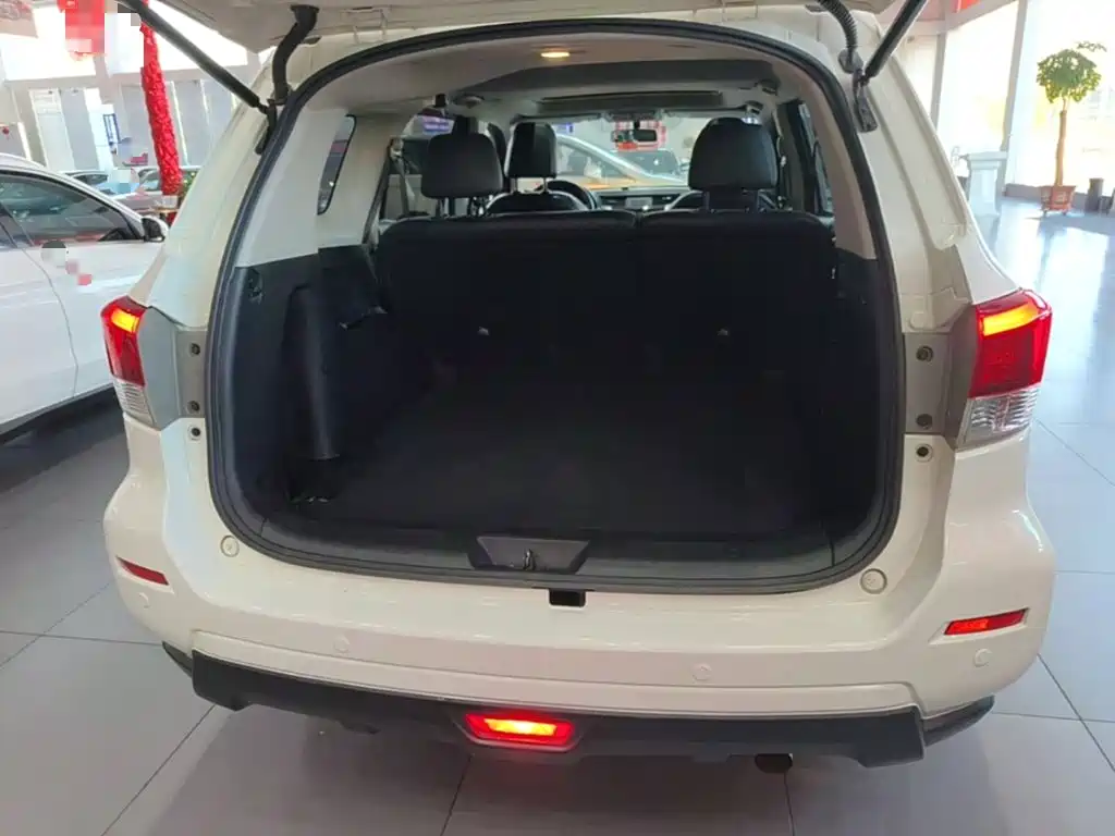 Nissan Terra — миниатюра 19