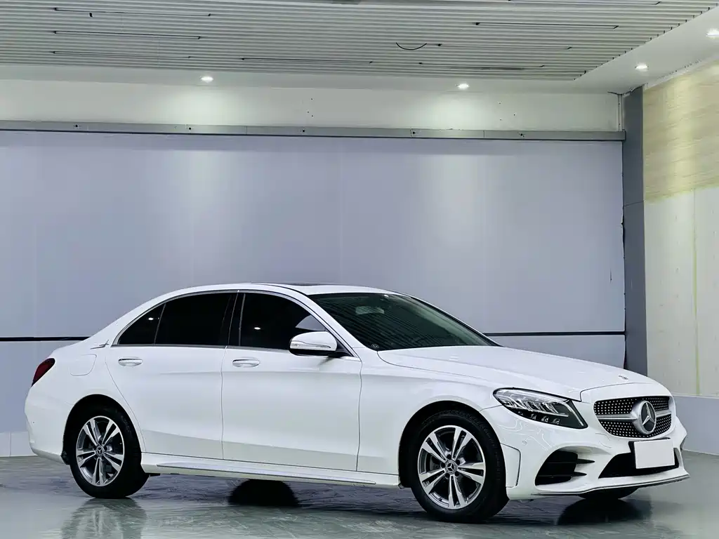 MERCEDES BENZ C CLASS