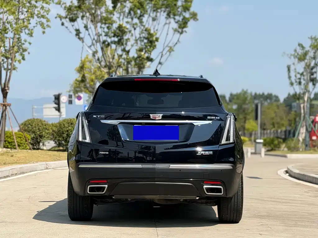 Cadillac XT5 — миниатюра 4