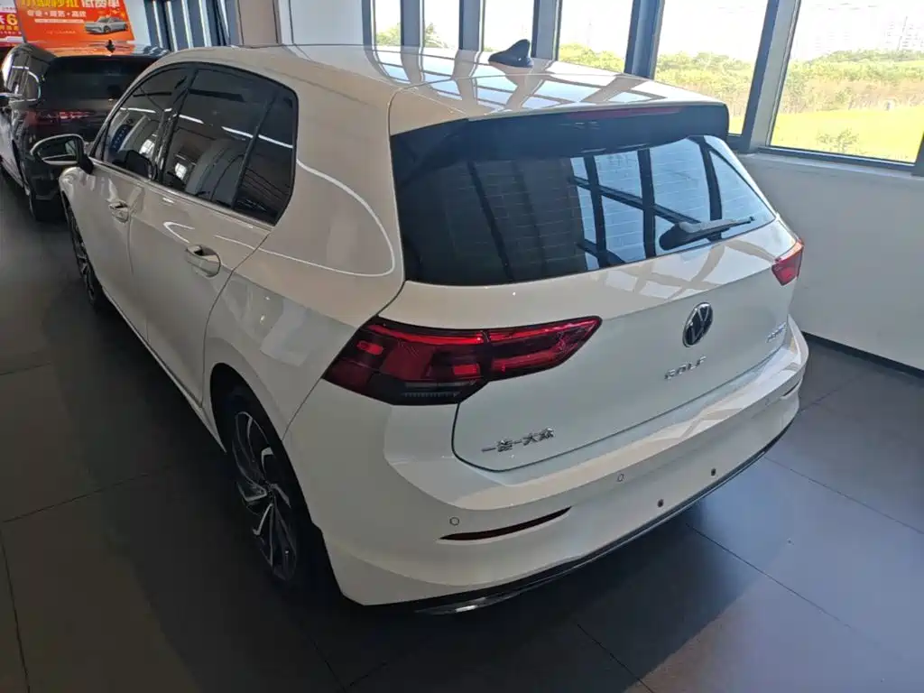 Volkswagen Golf — миниатюра 5